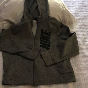 3/$15 Boys Nike full zip dri fit jacket size L